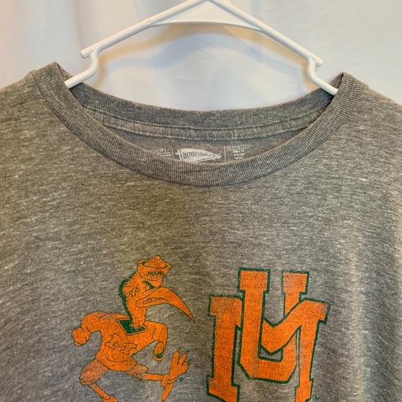 Vintage University of Miami UMiami UM Canes Sebastian Graphic Tee Size XXL - Picture 4 of 8
